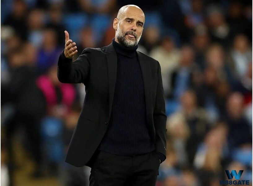 Pep Guardiola là huấn luyện viên lương cao nhất thế giới