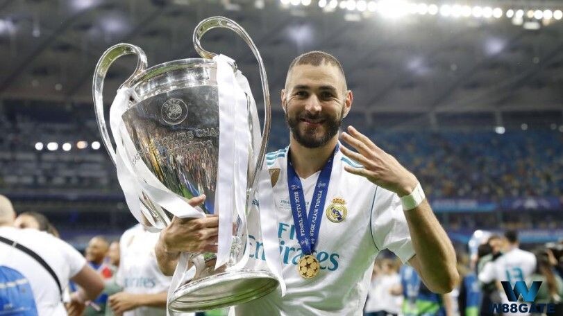 Những danh hiệu mà Benzema có được gồm những gì?