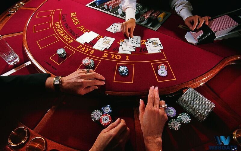 Cách kiếm từ baccarat là đặt cược vào cầu dọc, cầu bệt